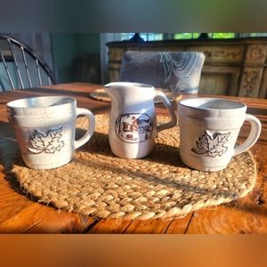 Onion River Pottery Creamer /Syrup Mugs Set